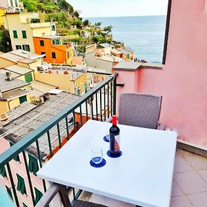 Good Vibes Penthouse Ca Lidia 5terreparco , Riomaggiore Italy